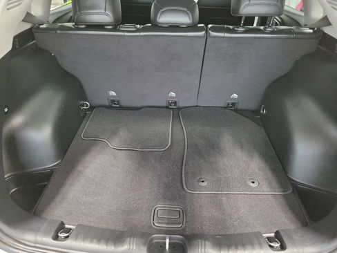 Used 2022 Jeep Compass Latitude image 14