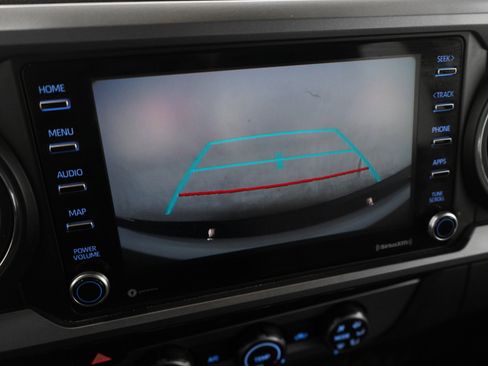 Used 2020 Toyota Tacoma SR5 image 27