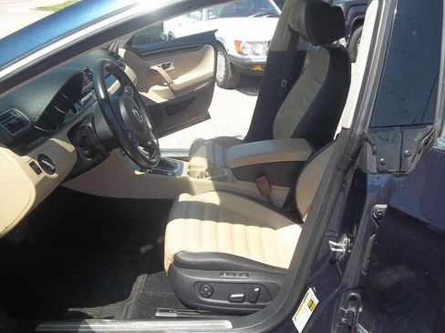 Used 2014 Volkswagen CC Executive image 5