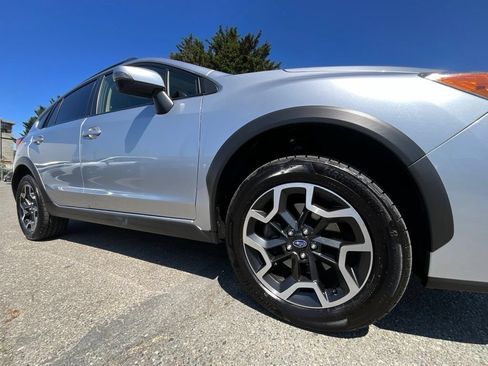 Used 2017 Subaru Crosstrek 2.0i Limited AWD/4WD image 10