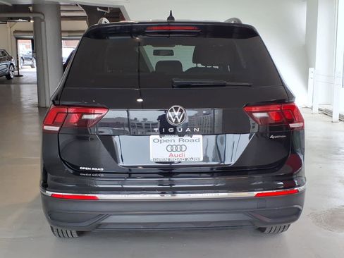 Used 2022 Volkswagen Tiguan S AWD/4WD image 5