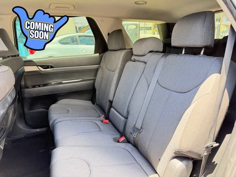 Used 2022 Hyundai Palisade SE FWD image 16