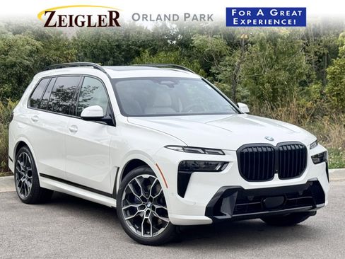 Used 2026 BMW X7 xDrive40i w/ Executive Package image 1