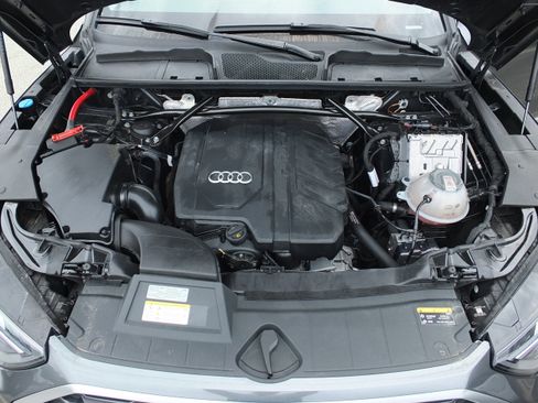 Used 2023 Audi Q5 2.0T Premium Plus AWD/4WD image 11