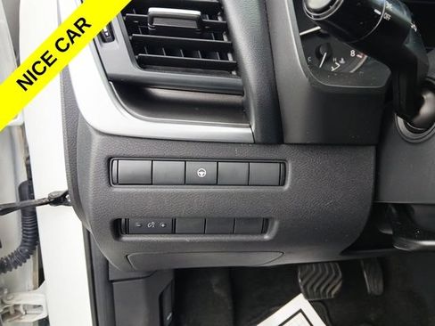 Used 2023 Nissan Rogue SV AWD/4WD image 27