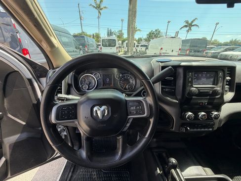 Used 2020 RAM 4500 Tradesman w/ Chrome Appearance Group AWD/4WD image 11