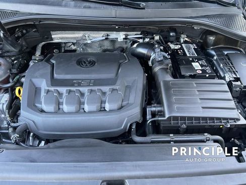 Used 2023 Volkswagen Tiguan SE R-Line FWD image 25