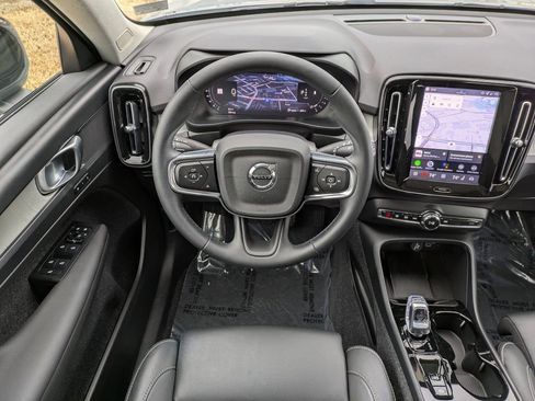 New 2026 Volvo XC40 B5 Plus w/ Protection Package Premier image 15