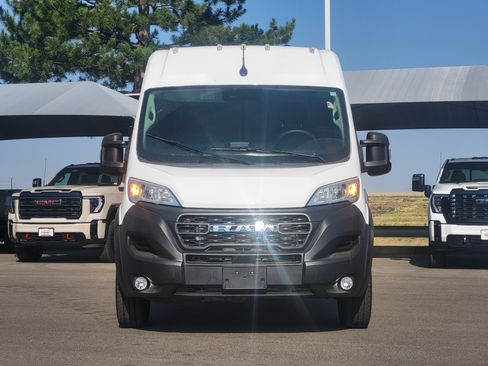 Used 2026 RAM ProMaster 2500 w/ Convenience Group FWD image 2