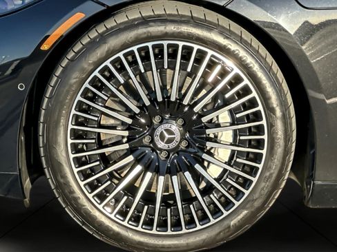 Used 2022 Mercedes-Benz EQS 450+ Sedan w/ AMG Line Exterior image 25