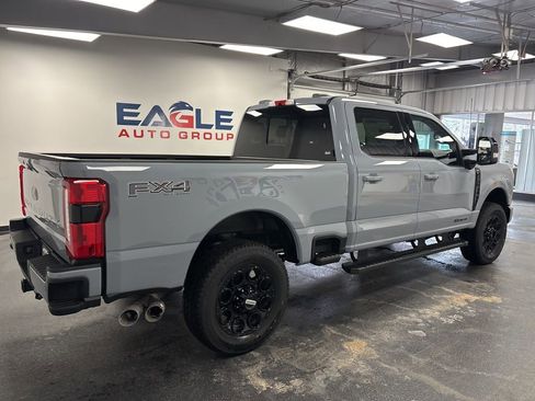 New 2026 Ford F250 Lariat w/ Black Appearance Package image 15