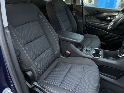 Certified 2022 GMC Terrain SLE w/ Driver Convenience Package image 27