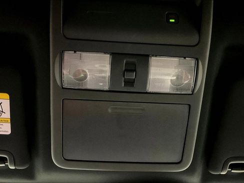 Used 2024 Nissan Frontier PRO-4X w/ Off-Road Protection Package image 36