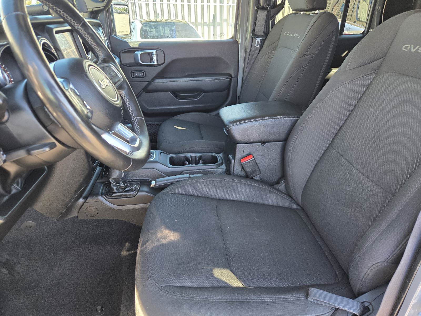Used 2022 Jeep Gladiator Overland w/ Cold Weather Group AWD/4WD image 24