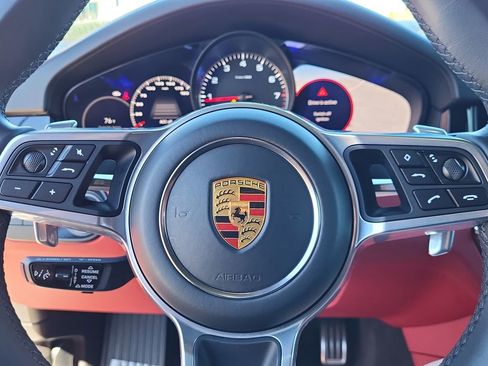 Used 2023 Porsche Cayenne S w/ Premium Package Plus AWD/4WD image 18