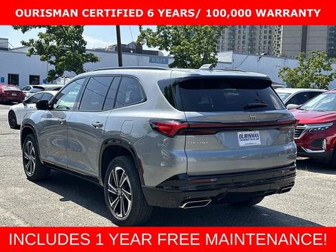 Used 2025 Buick Enclave Sport Touring w/ Power Package FWD image 4