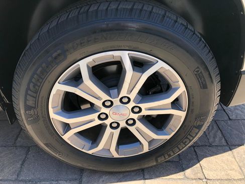 Used 2013 GMC Acadia SLT AWD/4WD image 13