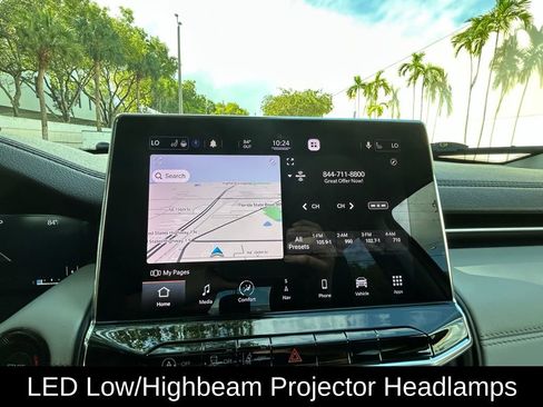 Certified 2022 Jeep Compass Limited w/ Elite Group image 17