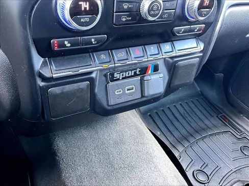 Used 2021 GMC Sierra 1500 Elevation AWD/4WD image 27