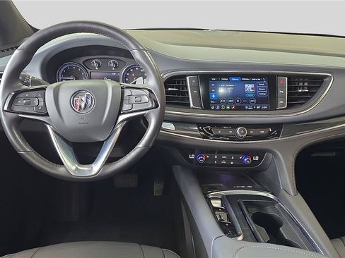 Used 2024 Buick Enclave Essence w/ Experience Buick Package AWD/4WD image 9