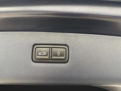 Used 2023 Genesis GV80 3.5T image 16