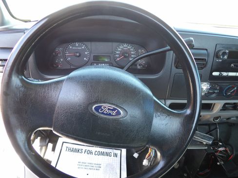 Used 2005 Ford F350 XL RWD image 13