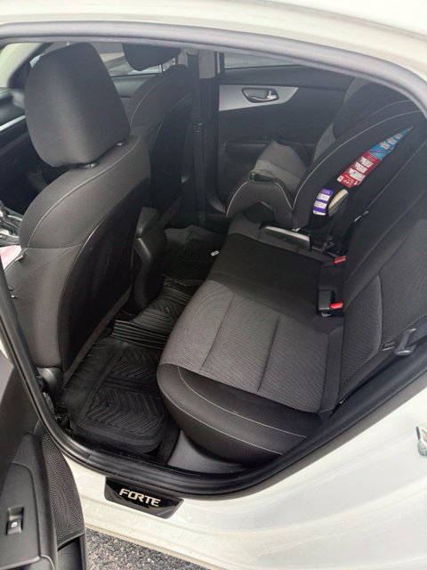 Used 2023 Kia Forte LXS w/ LXS Technology Package FWD image 5