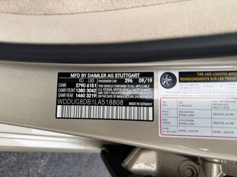 Used 2020 Mercedes-Benz S 560 Sedan image 26