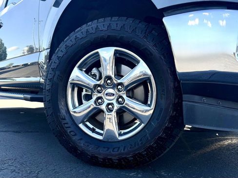 Used 2019 Ford F150 XLT w/ Equipment Group 302A Luxury AWD/4WD image 9