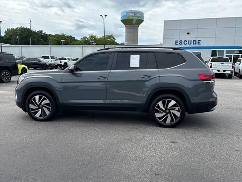 Used 2025 Volkswagen Atlas SE FWD image 6