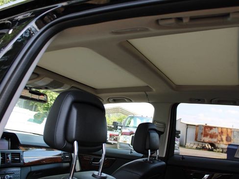 Used 2012 Mercedes-Benz GLK 350 4MATIC image 31