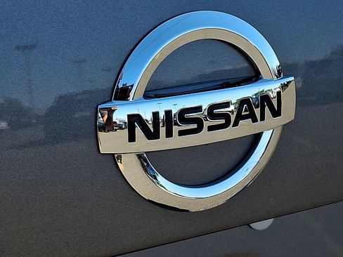 Certified 2023 Nissan Sentra SV FWD image 28