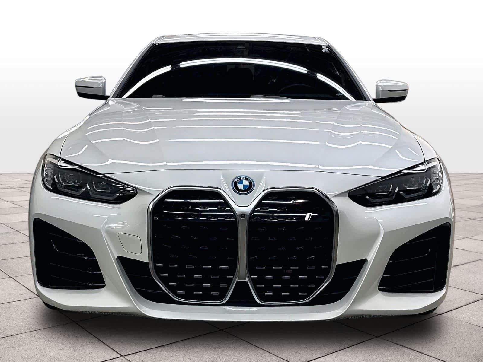 Used 2024 BMW i4 eDrive35 w/ M Sport Package RWD image 3