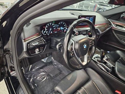 Used 2019 BMW 530i xDrive w/ Convenience Package AWD/4WD image 14