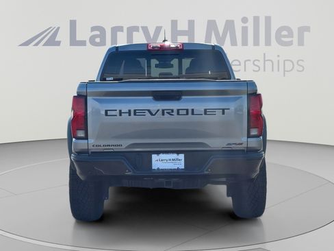 Used 2025 Chevrolet Colorado ZR2 AWD/4WD image 5