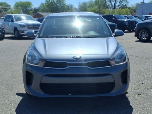 Used 2019 Kia Rio S FWD image 2