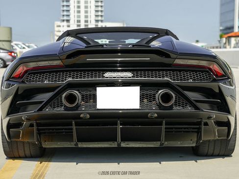 Used 2020 Lamborghini Huracan EVO AWD/4WD image 17