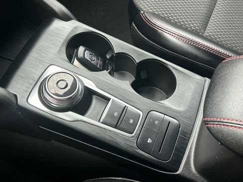 Used 2024 Ford Escape ST-Line image 38