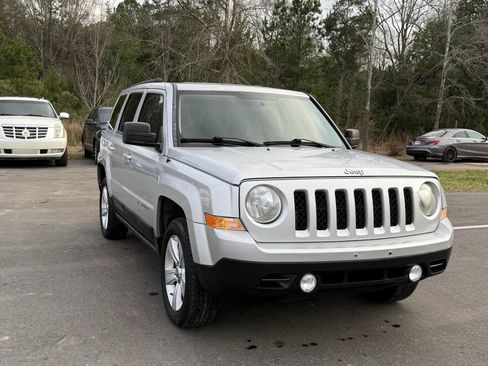 Used 2011 Jeep Patriot Latitude image 1