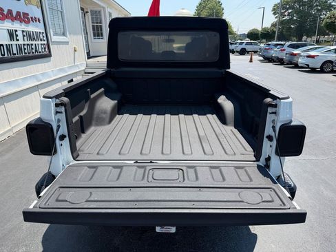 Used 2020 Jeep Gladiator Sport w/ Quick Order Package 24S AWD/4WD image 26