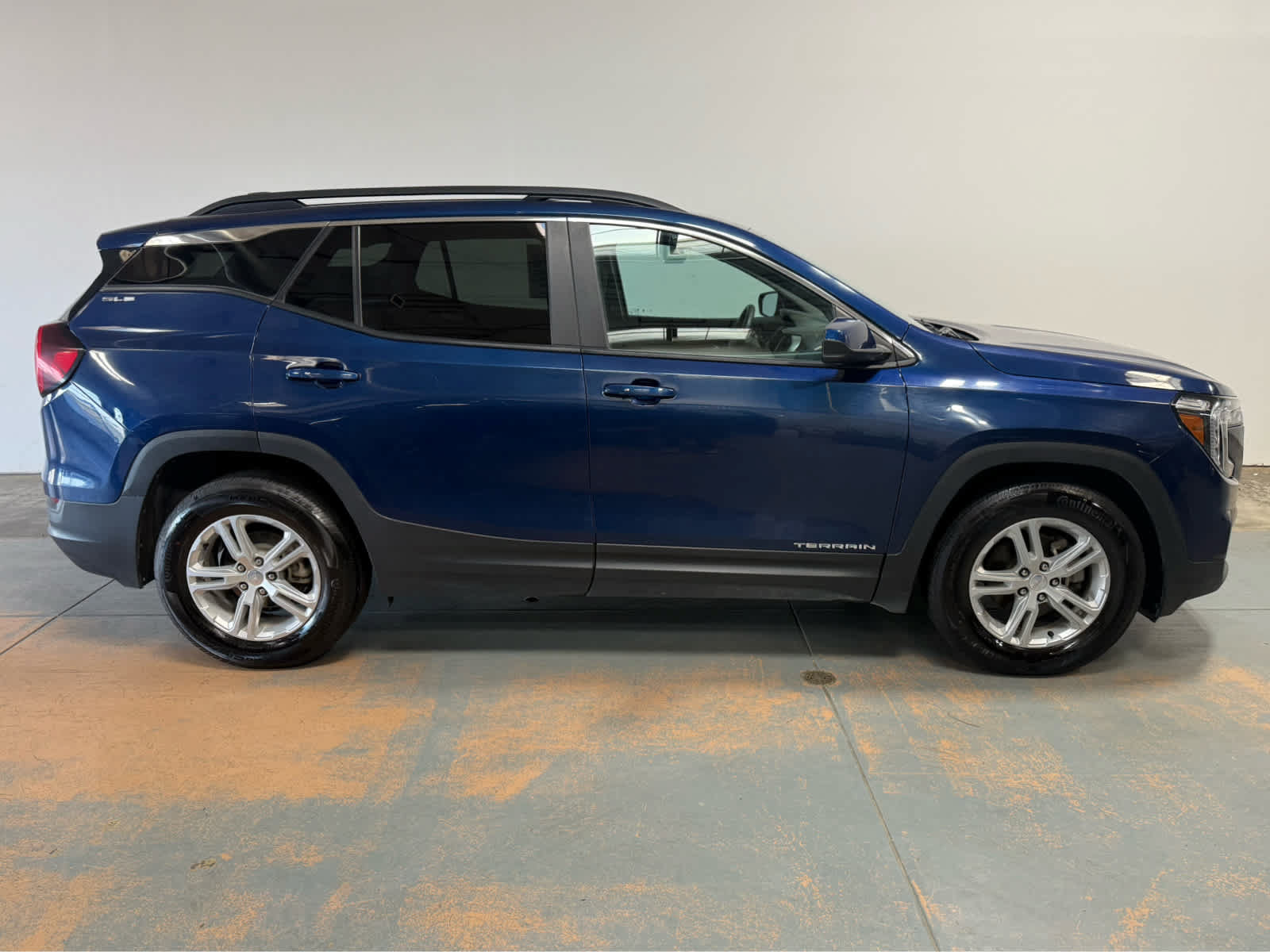 Used 2022 GMC Terrain SLE w/ Driver Convenience Package AWD/4WD image 6
