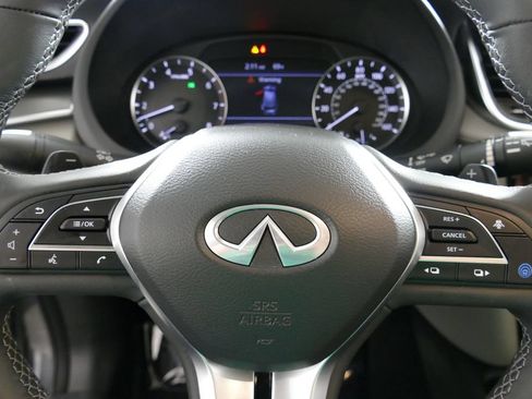 Used 2023 INFINITI QX50 Luxe AWD/4WD image 14