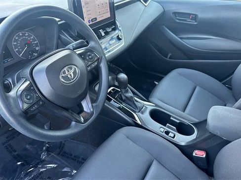 Used 2024 Toyota Corolla LE image 7