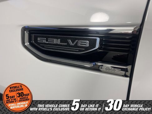 Used 2024 GMC Sierra 1500 SLE w/ Preferred Package image 12