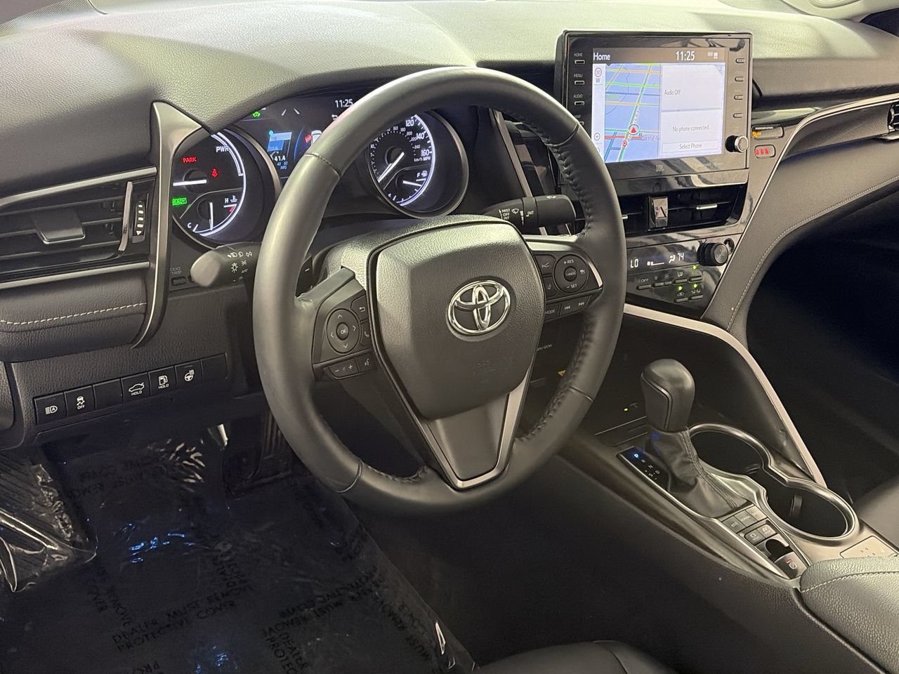 Used 2024 Toyota Camry XSE w/ Navigation Package FWD image 12