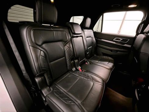 Used 2017 Ford Explorer Platinum AWD/4WD image 26