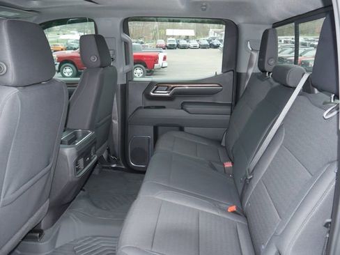 Used 2024 Chevrolet Silverado 1500 LT Trail Boss w/ Convenience Package II image 25