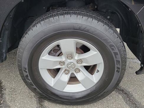 Used 2019 RAM 1500 Express image 8