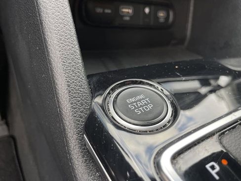 Certified 2023 Kia Sportage EX FWD image 33