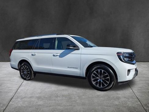 Used 2025 Ford Expedition Max Platinum image 2